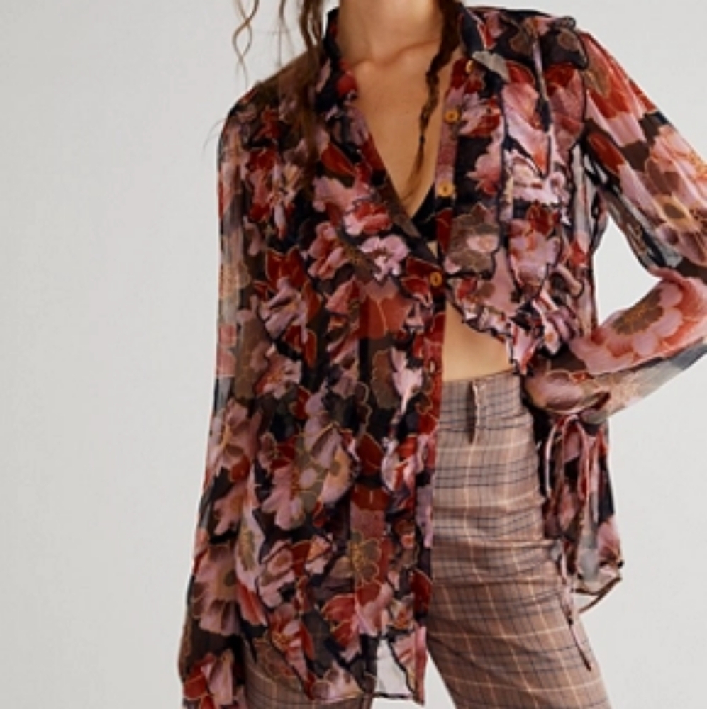 Free People Floral Print Sheer Button Front Blouse Flutter Sleeve Black Large L